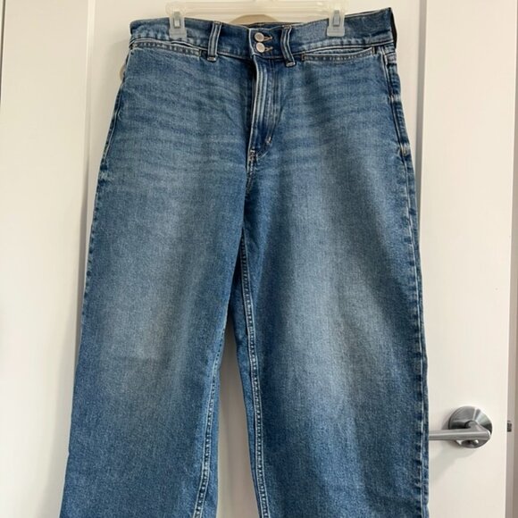 Banana Republic wide leg, crop jeans, perfect fade - Picture 1 of 3